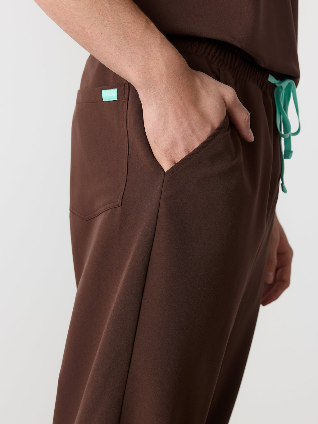 WILLIAM RE-GARDE™ - CHOCOLATE - Men's Jogger Pants - SILVADUR™